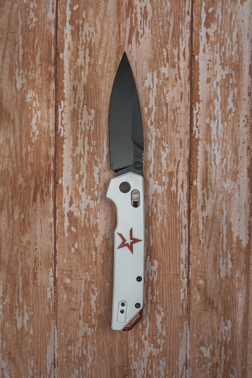 Custom Kershaw Iridium Astros 1990’s Theme D2 Blade Black Cerakote White Cerakoted Aluminum Handle - Image 4