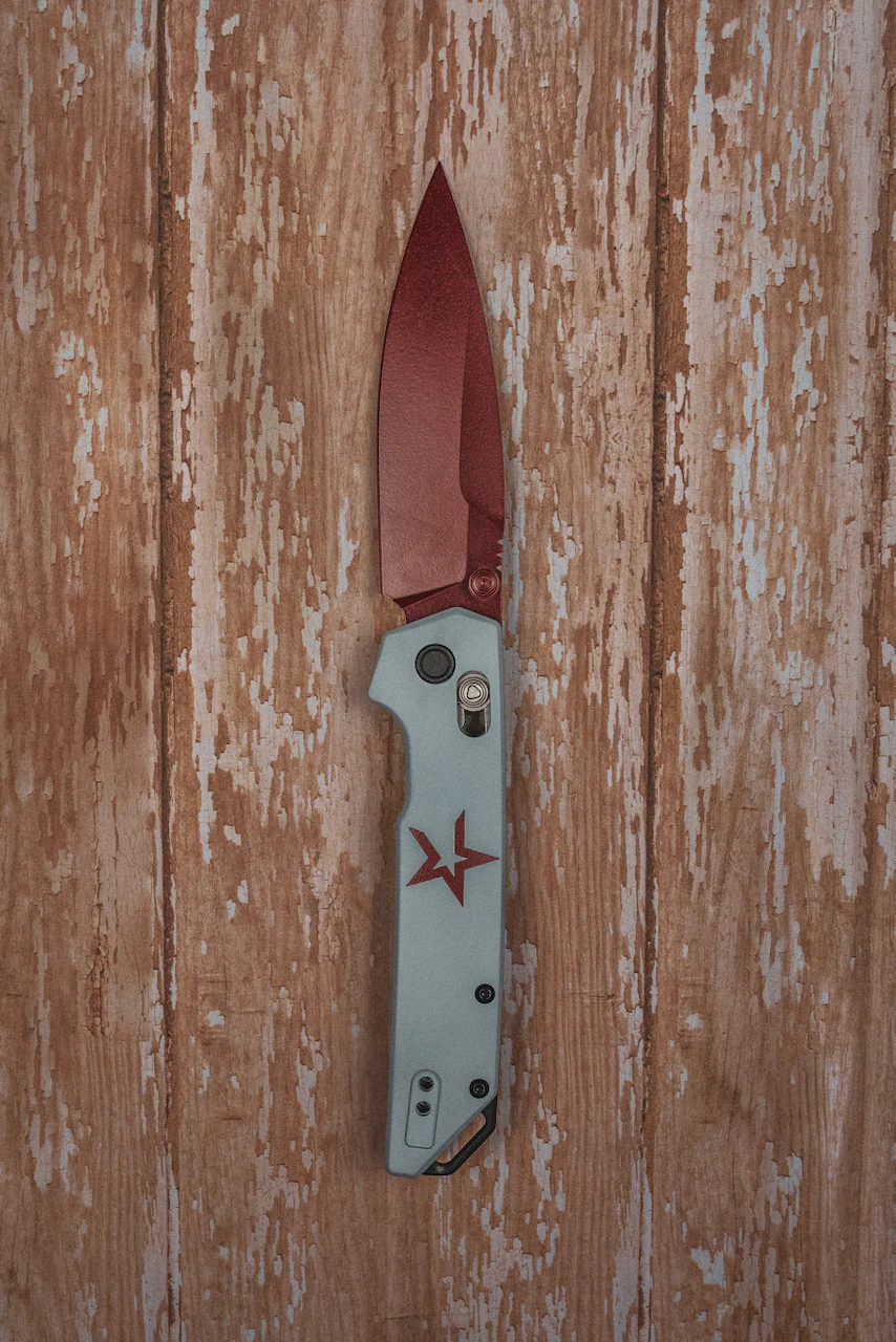 Custom Kershaw Iridium Astros 2000’s Theme D2 Blade Burgundy Cerakote Grey Cerakoted Aluminum - Image 4