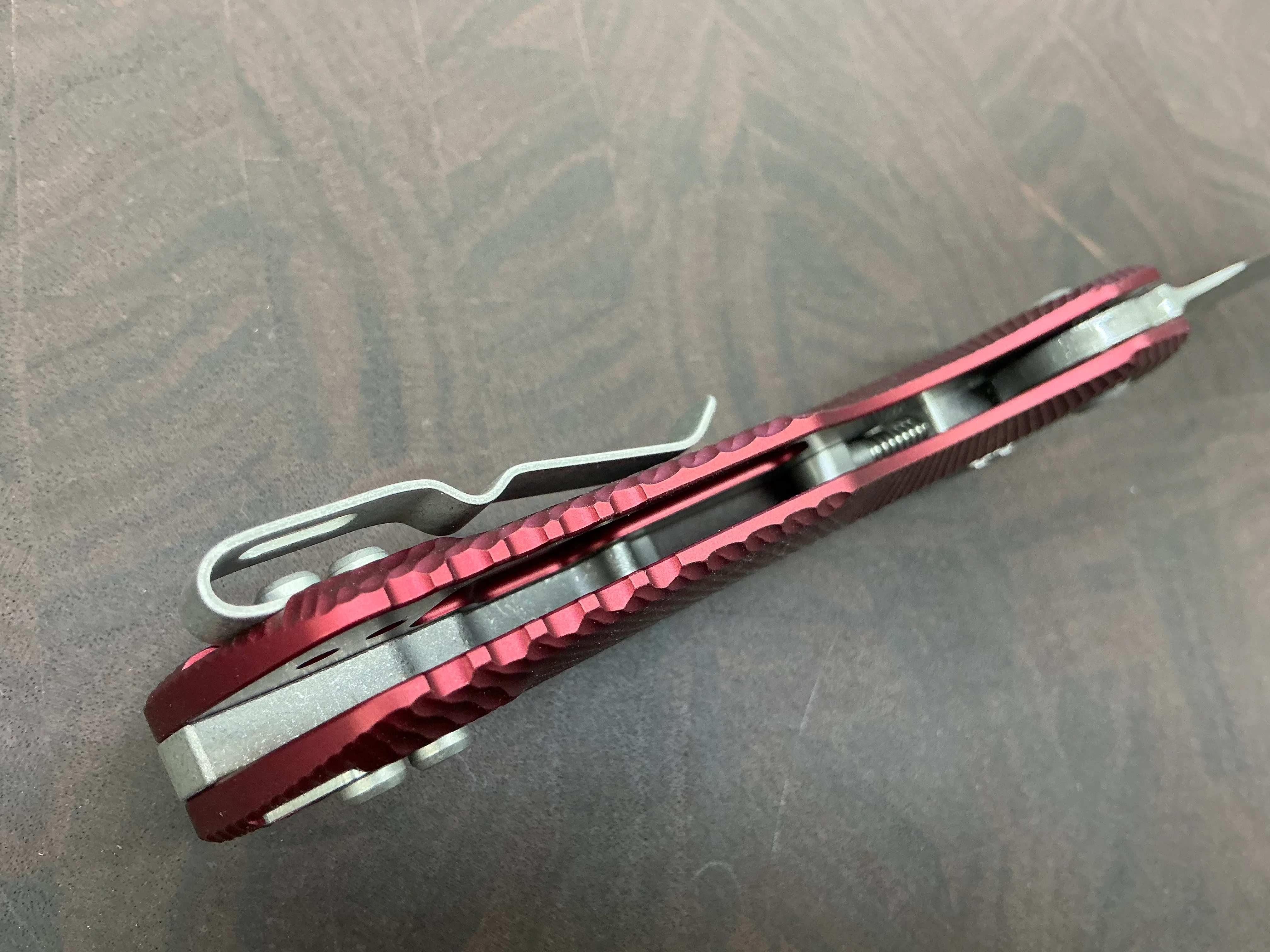 Microtech MSI M390 Fluted Merlot Aluminum - Image 7