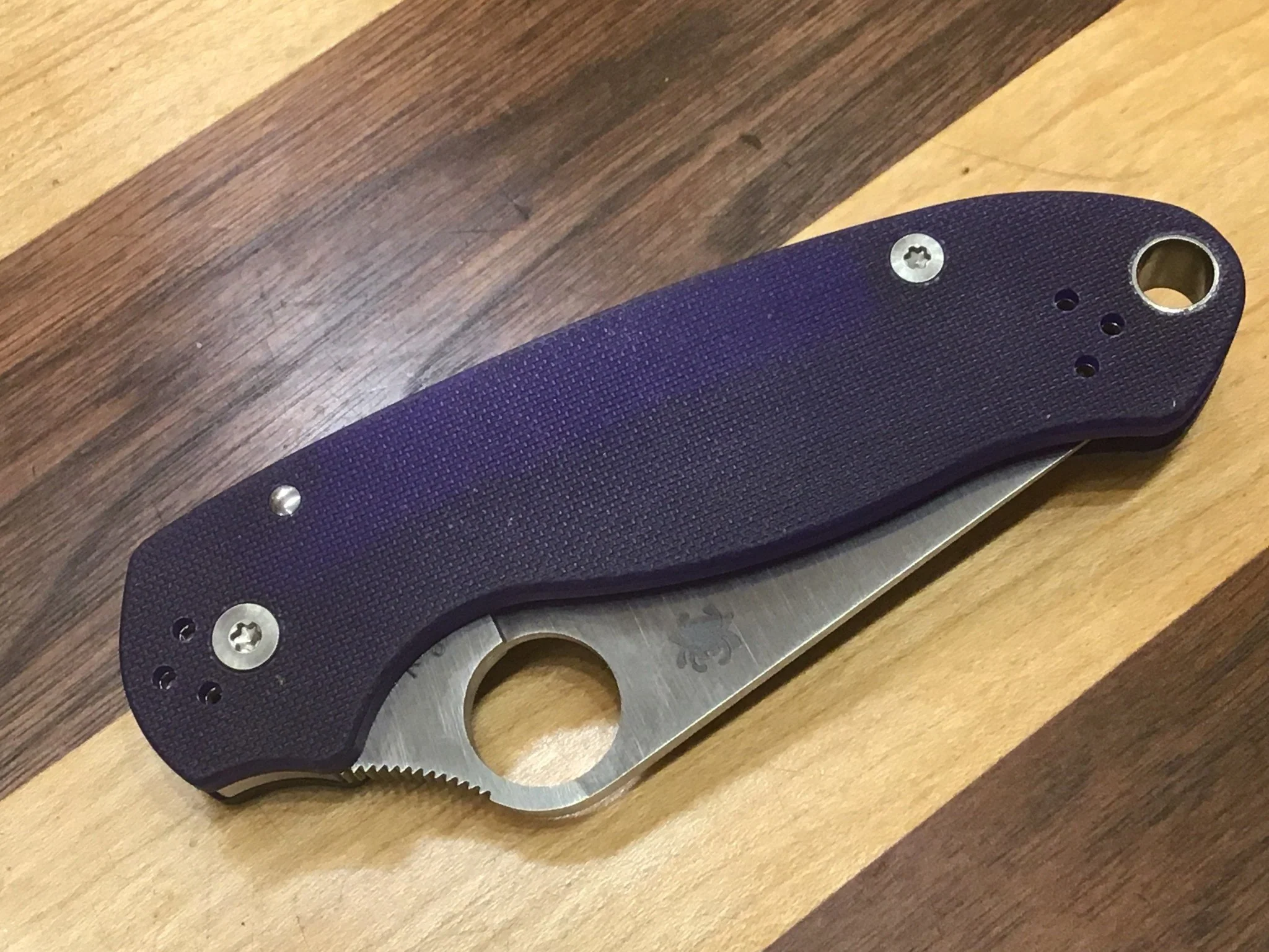 Spyderco Para 3 With Dark Blue G10 in CPM S110V steel Compression Lock - Image 7